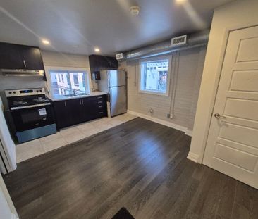 For Lease - 11 West Street Unit# 405, Brantford, Ontario - Photo 6