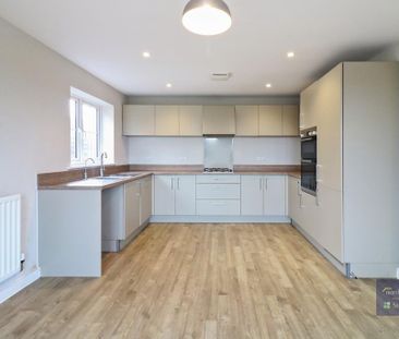 3 bedroom detached house to rent - Photo 3