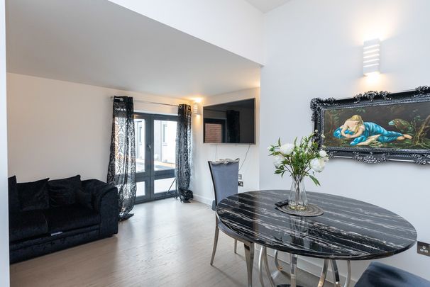 Lincoln Road, Dorking - 1 bedroomProperty for lettings - Seymours - Photo 1