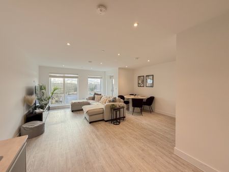 1 bed penthouse to rent in Edinburgh House, Stevenage, Hertfordshire, SG2 8DW - Photo 3