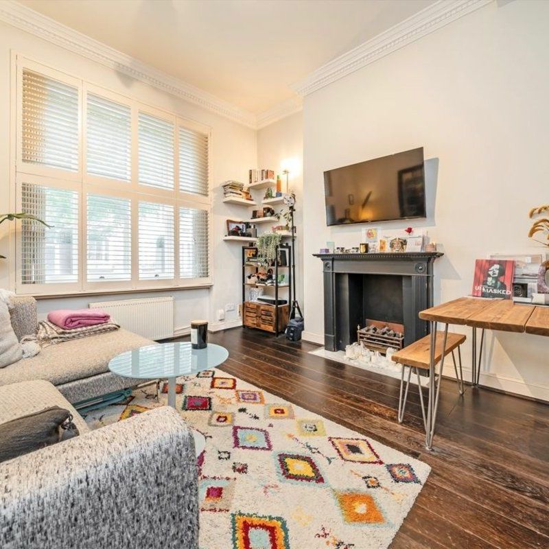 Kempsford Gardens, Earls Court, SW5 - Photo 1