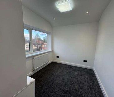 Brandon Avenue, Heald Green, SK8 - Photo 3