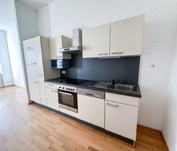 Mietwohnung in Bad Gleichenberg: Lichtdurchfluteter Altbau-Charme…! - Photo 4