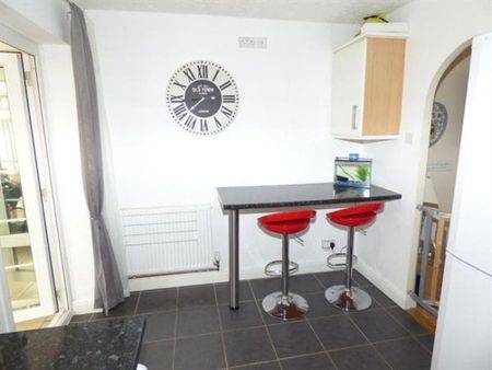 Torside, Tamworth, Property for rent - Photo 2