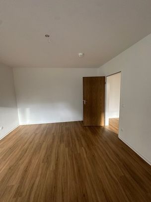 Gemütliche 2-Zimmer-Wohnung in Solingen-Mitte  nur für Personen ab 55 Jahren mit WBS - Photo 1