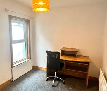 15 Sintonville Avenue, Belfast, BT5 5DG - Photo 5