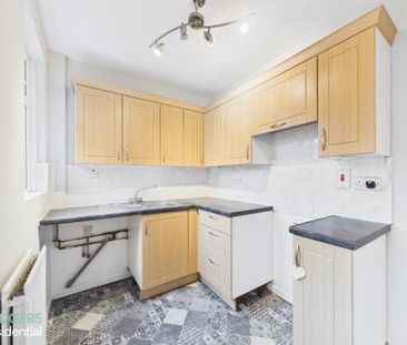 12 Glencairn Street, Belfast, BT13 3LU - Photo 6