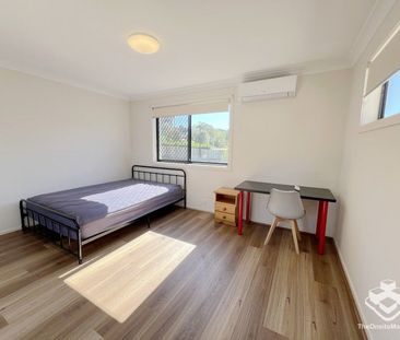 Furnished Studio Apartment - All Bills Included - Resort Style Comp... - Photo 5