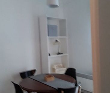 T1 - Photo 2