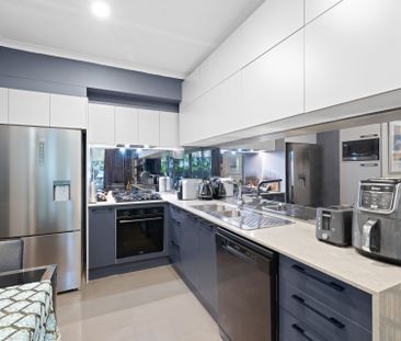 Modern Convenience Meets Vibrant Urban Lifestyle - Photo 1