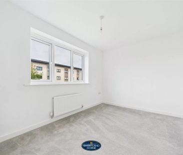 Dennis Davison Place, Banner Brook Park, Coventry - Photo 2