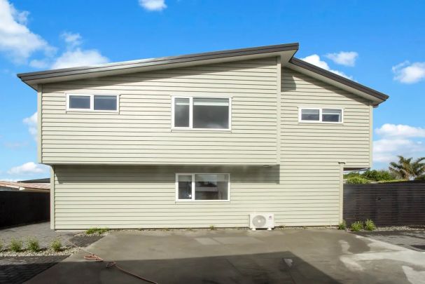 Stunning New Build Home on Claymore Street - Photo 1