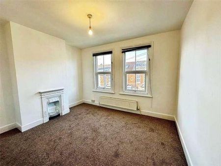 Amherst Road, Reading, Berkshire, RG6 - Photo 3