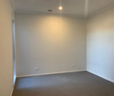 16 Wollemia Street, Craigieburn VIC 3064 - Photo 2