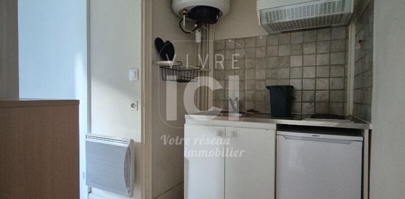 Location Appartement 1 pièce 21m² - Photo 2