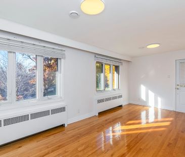 60 Ch. Normandy, Mont-Royal - Photo 2