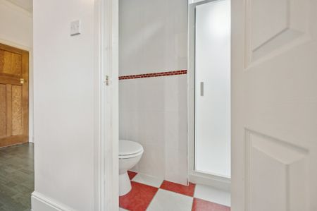 Madison Avenue - Photo 3