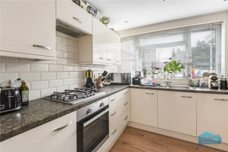 3 bedroom terraced house to rent - Photo 5