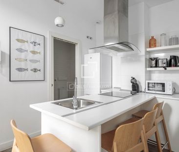 Excellent 1 Bedroom apartment for rent in Sol, Madrid - Photo 3