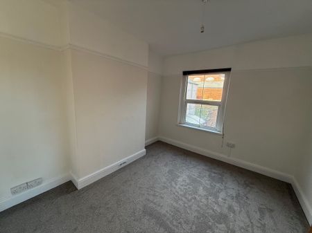 St. Pauls Avenue, Barry - Photo 5