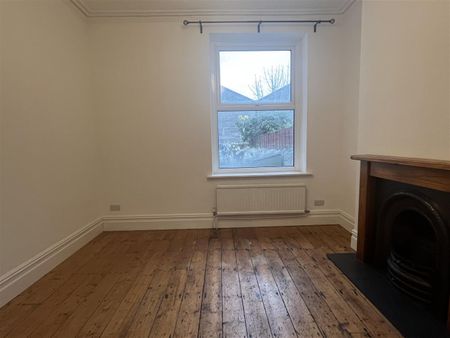 Station Road, Penarth, Vale of Glamorgan - Photo 2