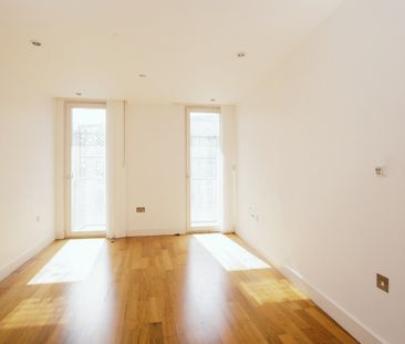 Hayes Apartments, Yr Aes, Caerdydd, CF10 - Photo 2