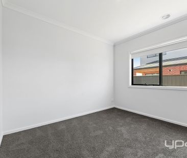 Spacious Family Living with Butler's Pantry & Multiple Living Zones - Photo 3