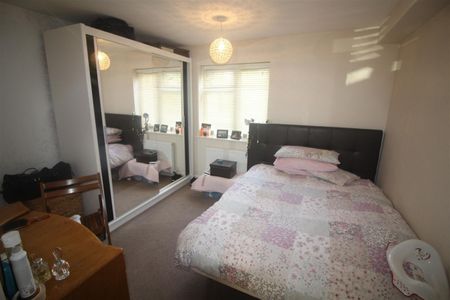 1 Bedroom Maisonette To Let - Photo 3