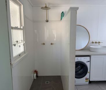 Quaint Cottage with Granny Flat - Photo 5