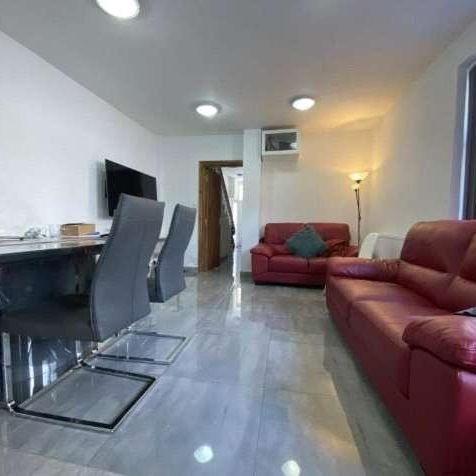 Richmond Road, Cardiff, CF24 - Photo 1