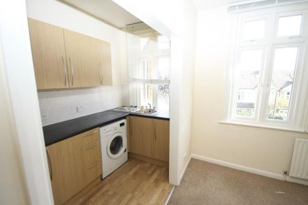 1 bedroom flat to rent - Photo 3