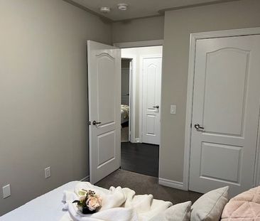 For Lease - 441 Brooklyn Common, Oakville, Ontario - Photo 6