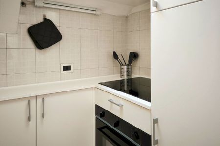 Wonderful individual room in Milan, few steps away from a Bocconi, IULM, NABA and Cattolica - Photo 5