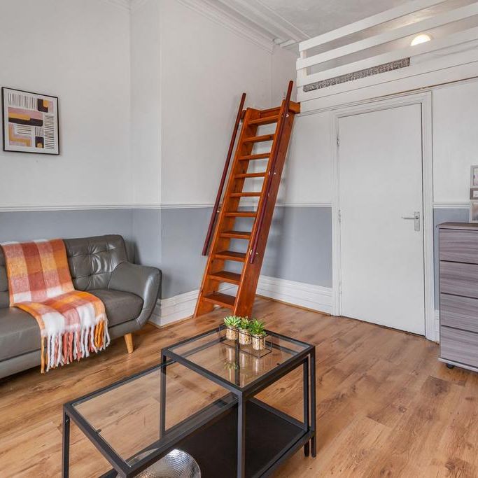 1 bedroom flat to rent - Photo 1