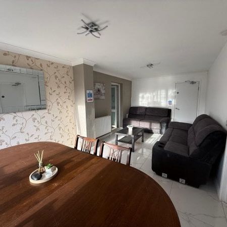 Belfast Walk, DERBY, DE21 - Photo 1