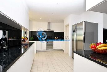 Apartamento T4 em Faro