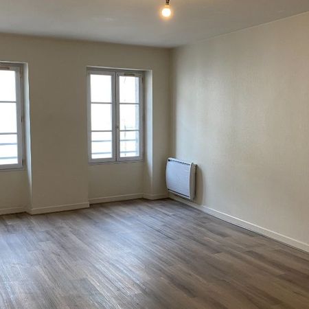 Location Appartement 1 pièce 47m² LA ROCHELLE 17000 - Photo 3