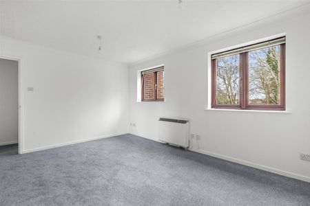 Dormer Close, The Willows, Aylesbury - Photo 3