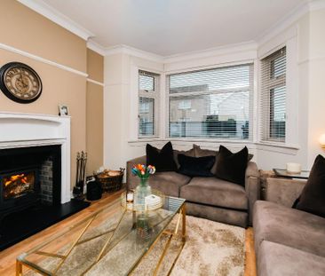 5 bedroom detached house to rent - Photo 1