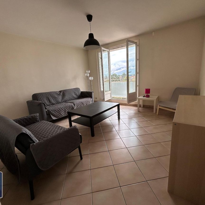 Location Appartement 4 pièces 66m² ST MARTIN D HERES 38400 - Photo 1