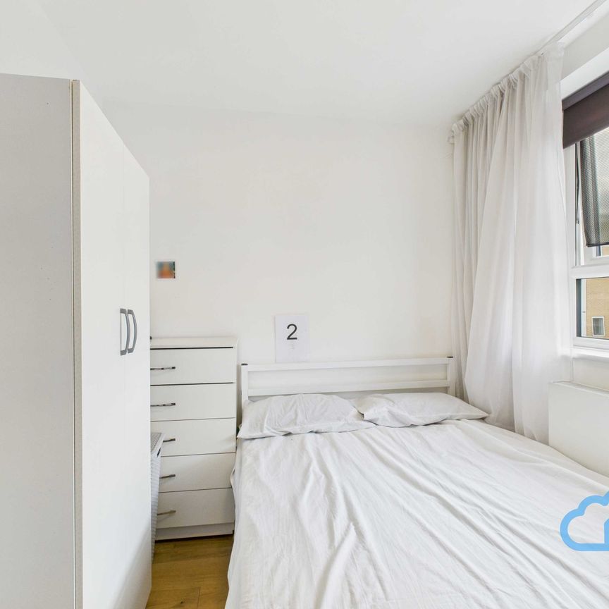 RM2 Westmead | Farnborough | GU14 7SG - Photo 1