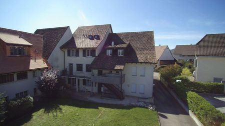 4.5 – Room apartment with covered balcony in the village center of Seltisberg! Copy - Photo 5