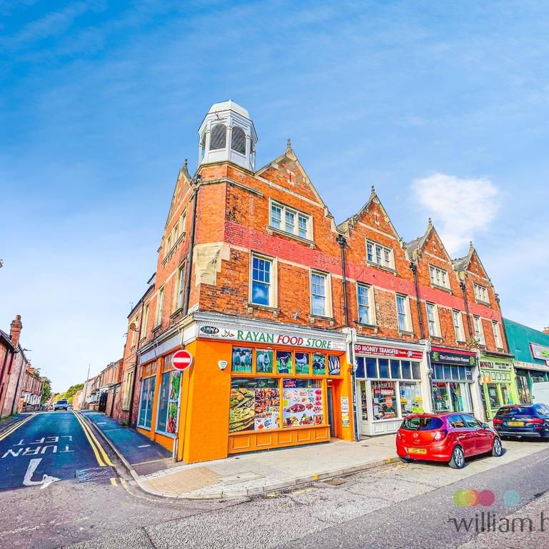 3 bedroom flat to rent - Photo 1