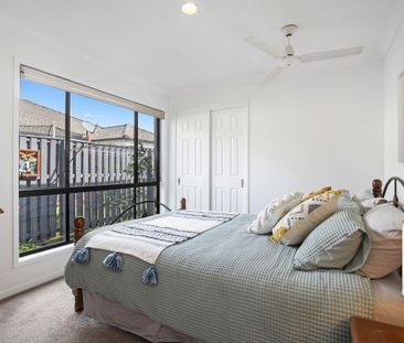 15 Mikado Way, Robina QLD 4226 - House For Rent | Domain - Photo 4