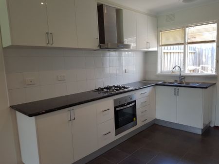 Unit in a Desirable Noble Park Location - Photo 5