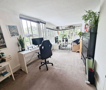 Elms Crescent, London, SW4 8QE - Photo 1