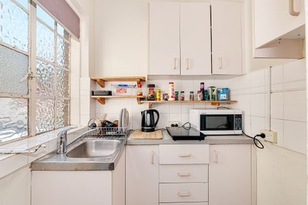 12/40 Hardie Street, Darlinghurst NSW 2010 - Apartment For Rent | Domain - Photo 3