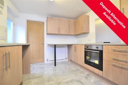 2 bedroom end of terrace house to rent - Photo 2