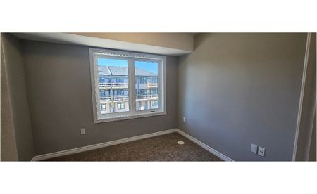 For Lease - 64 Lomond Lane, Kitchener, Ontario - Photo 3