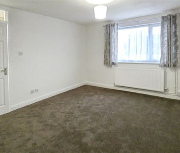 2 bedroom house to rent Newhaven Avenue, Mansfield Woodhouse, NG19 - Photo 2
